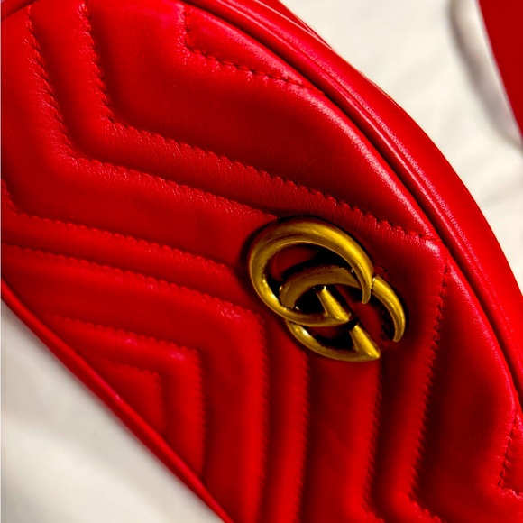 Gucci hot red Marmount belt bag! This hot mama is barely worn and super hot! - Picture 1 of 8
